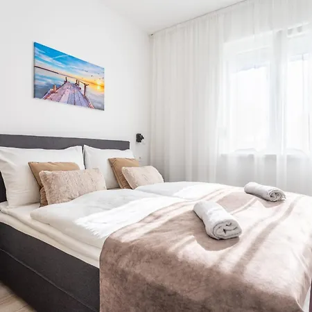 Villa Magnificent With Pool, Hot Tub, Sea View, Sauna