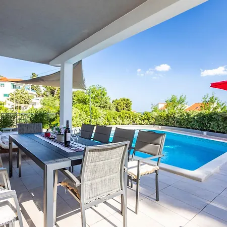 Magnificent With Pool, Hot Tub, Sea View, Sauna * Mimice