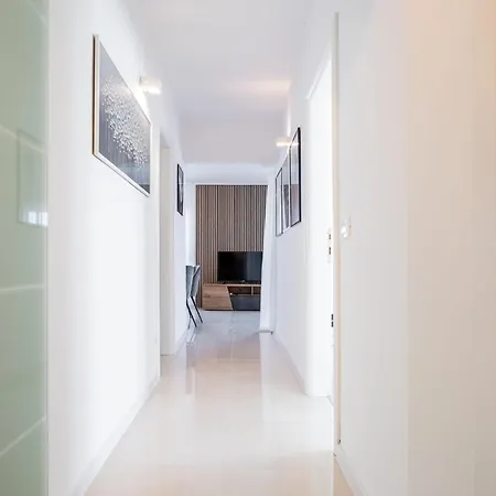 Magnificent With Pool, Hot Tub, Sea View, Sauna Mimice