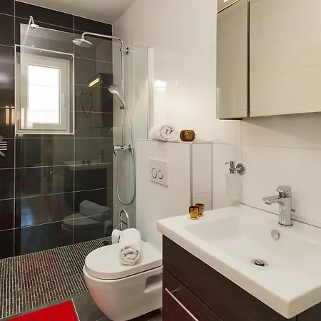 Magnificent With Pool, Hot Tub, Sea View, Sauna Villa Mimice