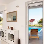 Ella Estelle With A Heated Pool, Hot Tub, Sauna فيلة *